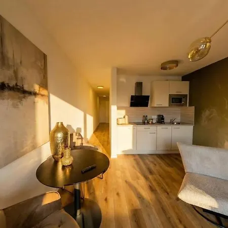 Residenz Kone In Mitten Von Appartement *